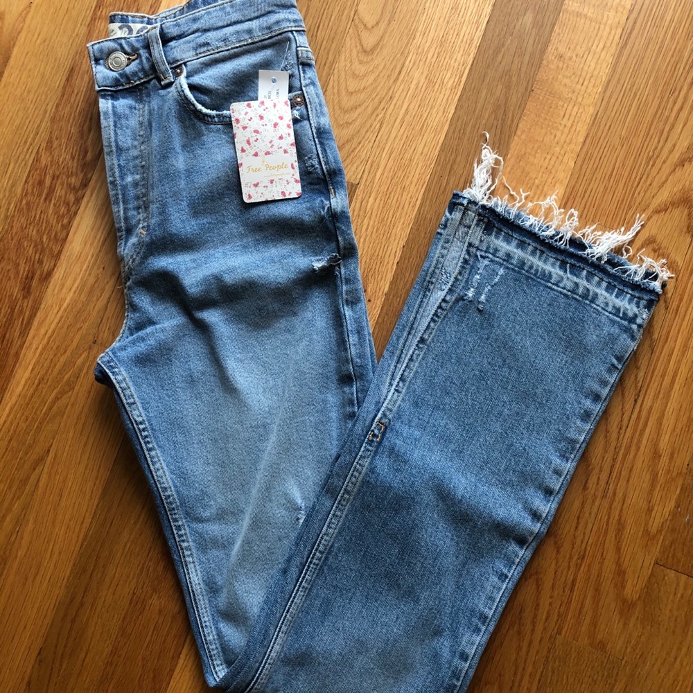 NWT FREE PEOPLE Emmy Split Hem Boot Cut Jeans